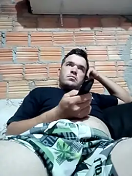 Snapshot of Cristianogaucho37 chatting on 4, 8, 2026 Cristianogaucho37 online show from 4, 8, 2026