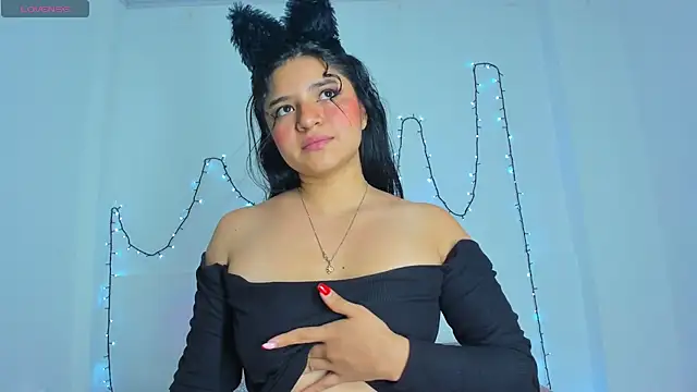 Snapshot of ayheleensexygirl1 chatting on 23, 1, 2025 ayheleensexygirl1 online show from 23, 1, 2025