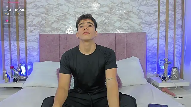 Snapshot of its_liam18 chatting on 21, 2, 2025 its liam18 online show from 21, 2, 2025