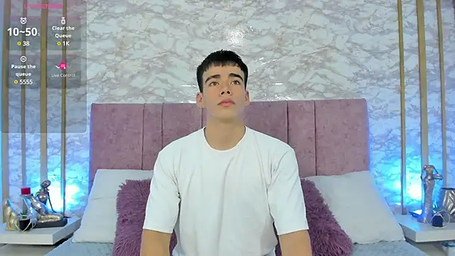 Snapshot of its_liam18 chatting on 12, 3, 2025 its liam18 online show from 12, 3, 2025