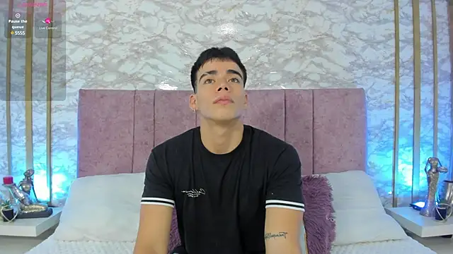 Snapshot of its_liam18 chatting on 15, 3, 2025 its liam18 online show from 15, 3, 2025