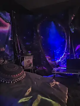 Avaivory online show from 12, 11, 2025