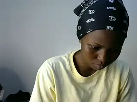 Snapshot of Kasweet_Lee chatting on 3, 2, 2025 Kasweet Lee online show from 3, 2, 2025