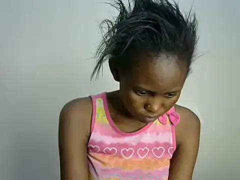 Snapshot of Kasweet_Lee chatting on 11, 3, 2025 Kasweet Lee online show from 11, 3, 2025