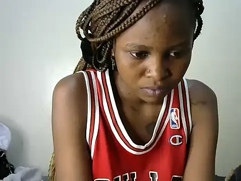 Snapshot of Kasweet_Lee chatting on 8, 10, 2025 Kasweet Lee online show from 8, 10, 2025