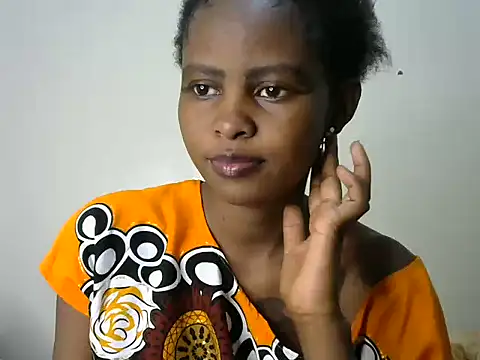 Snapshot of Kasweet_Lee chatting on 18, 10, 2025 Kasweet Lee online show from 18, 10, 2025