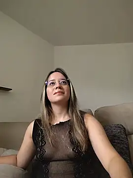 Snapshot of Dani_javi chatting on 16, 6, 2026 Dani javi online show from 16, 6, 2026
