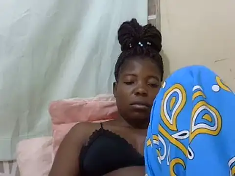 Snapshot of ebony_valleria chatting on 19, 2, 2025 ebony valleria online show from 19, 2, 2025