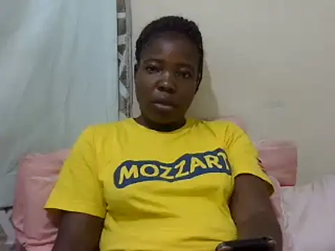 Snapshot of ebony_valleria chatting on 20, 2, 2025 ebony valleria online show from 20, 2, 2025