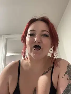 BunnyWilde online show from 4, 1, 2025
