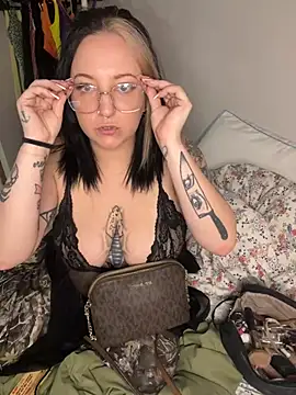 BunnyWilde online show from 25, 2, 2025