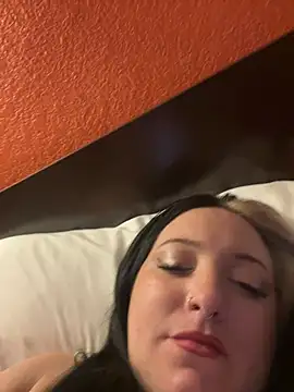 BunnyWilde online show from 25, 2, 2025
