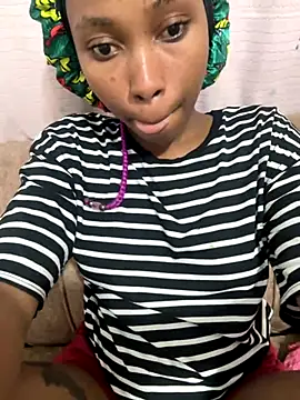 Snapshot of NASTY_BOBO chatting on 17, 10, 2025 NASTY BOBO online show from 17, 10, 2025