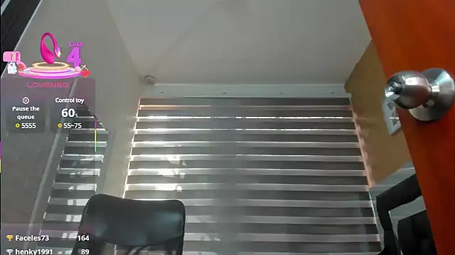 Snapshot of charlotte__G chatting on 8, 3, 2025 charlotte G online show from 8, 3, 2025