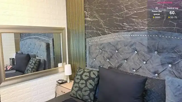 charlotte  G online show from 14, 4, 2026