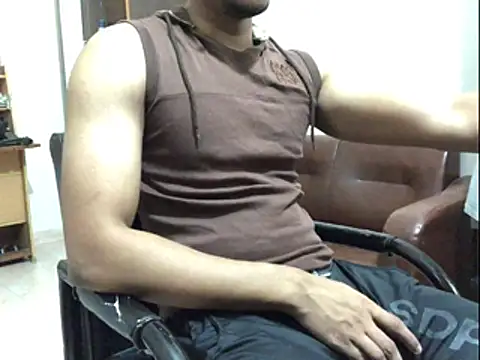 Snapshot of Zeuhorny chatting on 20, 12, 2025 Zeuhorny online show from 20, 12, 2025