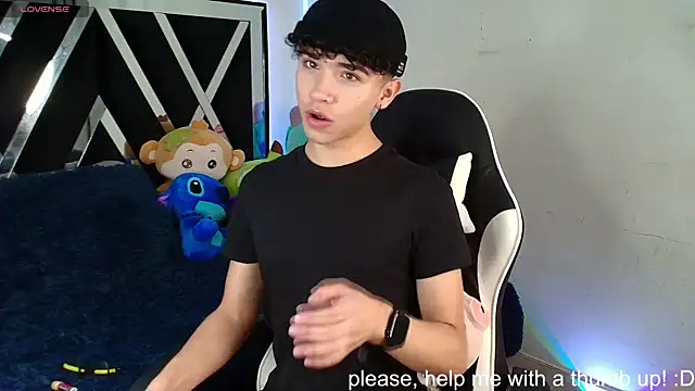 Snapshot of Niico_Cruz chatting on 12, 1, 2025 Niico Cruz online show from 12, 1, 2025