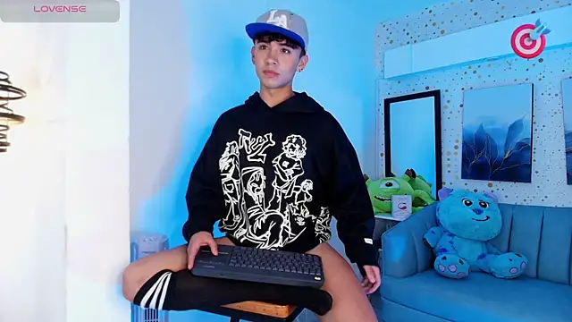 Snapshot of Niico_Cruz chatting on 28, 2, 2025 Niico Cruz online show from 28, 2, 2025