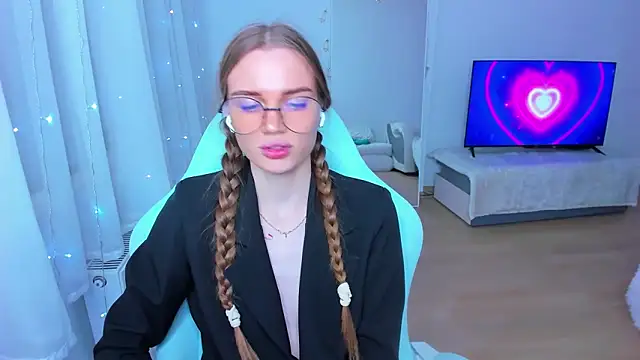StellaLawless online show from 16, 12, 2024