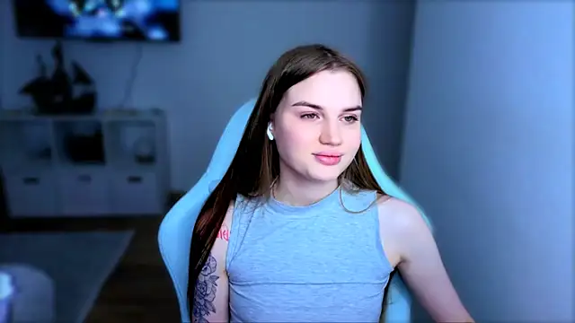 StellaLawless online show from 3, 12, 2025