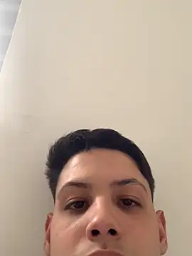 Snapshot of matheuszk_007 chatting on 18, 10, 2025 matheuszk 007 online show from 18, 10, 2025