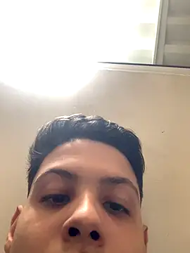 Snapshot of matheuszk_007 chatting on 26, 10, 2025 matheuszk 007 online show from 26, 10, 2025