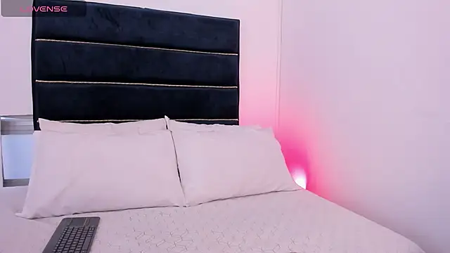 Snapshot of MarilynSmIith chatting on 15, 1, 2025 MarilynSmIith online show from 15, 1, 2025