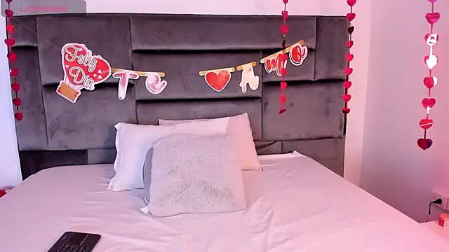 Snapshot of MarilynSmIith chatting on 25, 2, 2025 MarilynSmIith online show from 25, 2, 2025