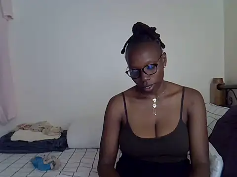 Sweet Bear online show from 10, 3, 2025