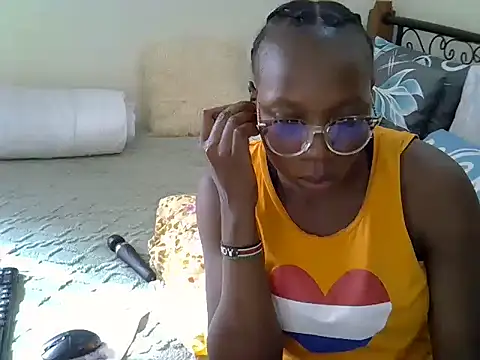 Snapshot of Sweet_Bear chatting on 31, 5, 2026 Sweet Bear online show from 31, 5, 2026