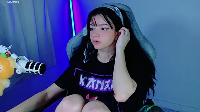 Snapshot of stephybrown chatting on 23, 11, 2025 stephybrown online show from 23, 11, 2025