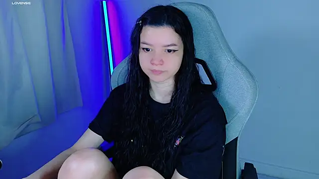 Snapshot of stephybrown chatting on 24, 11, 2025 stephybrown online show from 24, 11, 2025