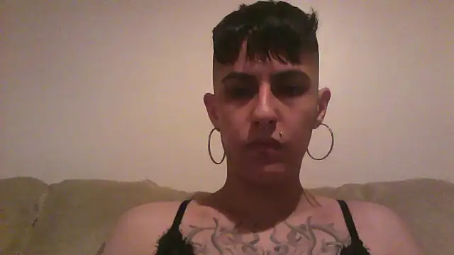 Snapshot of nickfxx chatting on 15, 11, 2025 nickfxx online show from 15, 11, 2025