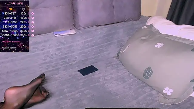 Snapshot of Lina_Owl chatting on 25, 11, 2025 Lina Owl online show from 25, 11, 2025