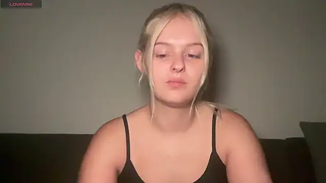 Allylove03 online show from 9, 11, 2025