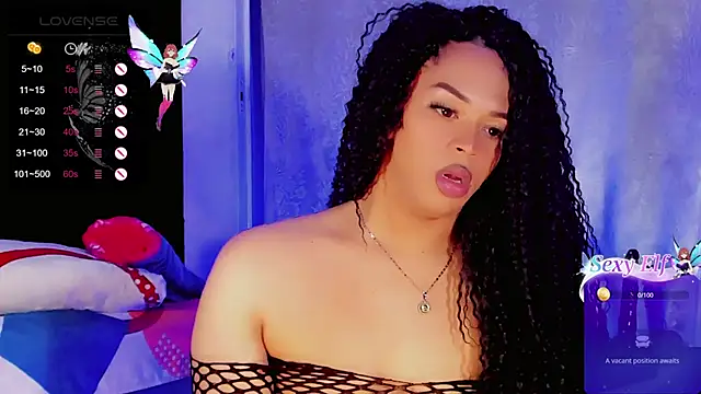 Snapshot of Zakura_hot1 chatting on 11, 12, 2024 Zakura hot1 online show from 11, 12, 2024