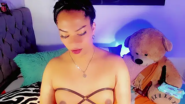 Snapshot of Zakura_hot1 chatting on 3, 10, 2025 Zakura hot1 online show from 3, 10, 2025