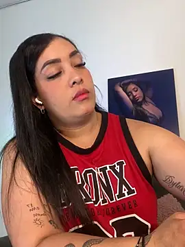 Snapshot of Sheeryl__ chatting on 9, 10, 2025 Sheeryl online show from 9, 10, 2025