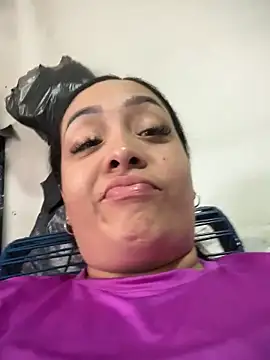 Snapshot of Sheeryl__ chatting on 30, 10, 2025 Sheeryl online show from 30, 10, 2025