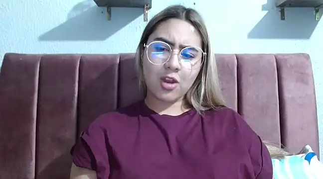 Snapshot of Miabonnett_ chatting on 21, 1, 2025 Miabonnett online show from 21, 1, 2025