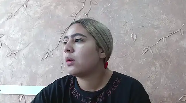 Snapshot of Miabonnett_ chatting on 27, 1, 2025 Miabonnett online show from 27, 1, 2025