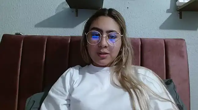 Snapshot of Miabonnett_ chatting on 29, 1, 2025 Miabonnett online show from 29, 1, 2025