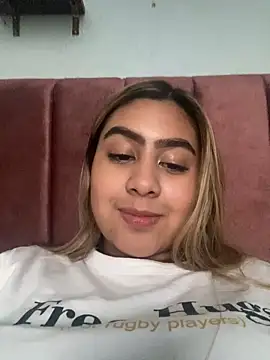 Snapshot of Miabonnett_ chatting on 3, 2, 2025 Miabonnett online show from 3, 2, 2025