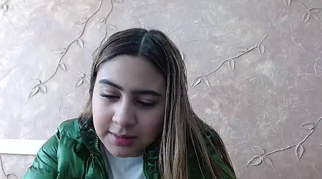 Snapshot of Miabonnett_ chatting on 27, 2, 2025 Miabonnett online show from 27, 2, 2025