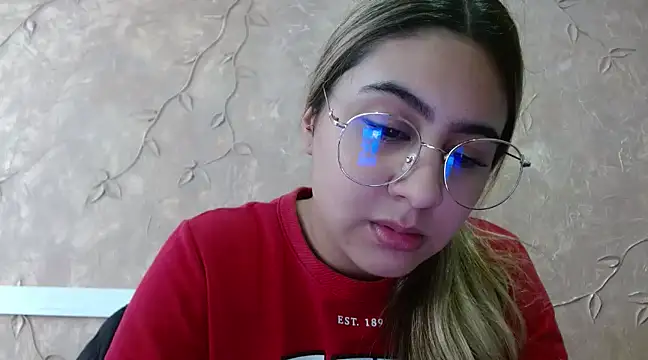 Snapshot of Miabonnett_ chatting on 11, 3, 2025 Miabonnett online show from 11, 3, 2025