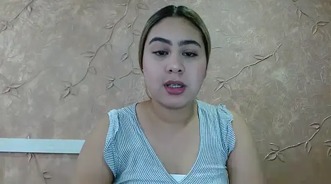 Snapshot of Miabonnett_ chatting on 13, 3, 2025 Miabonnett online show from 13, 3, 2025