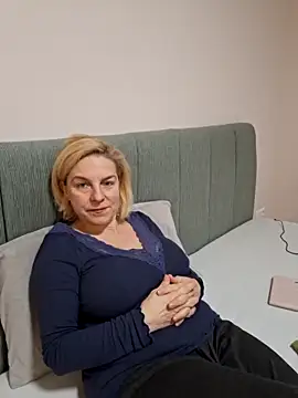 FrauleinSchmitt online show from 18, 1, 2025