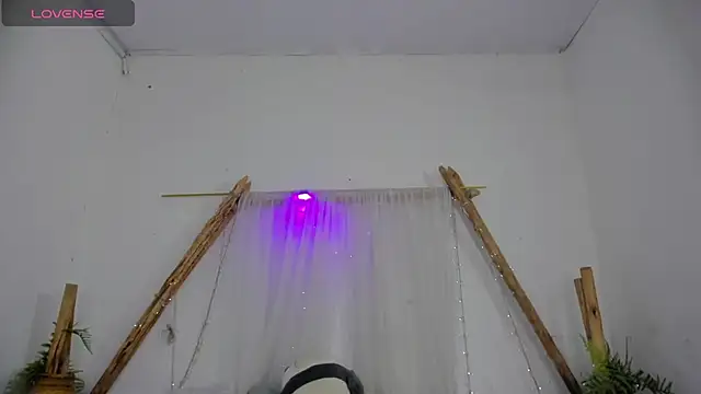 Snapshot of _RedMoon chatting on 20, 7, 2026 RedMoon online show from 20, 7, 2026