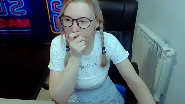 Snapshot of kerakiss877 chatting on 22, 3, 2025 kerakiss877 online show from 22, 3, 2025