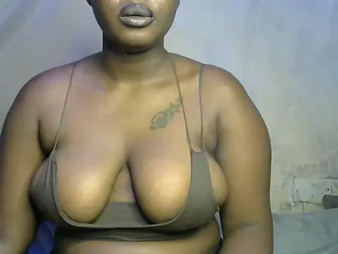 Snapshot of freaky_belle chatting on 2, 3, 2025 freaky belle online show from 2, 3, 2025